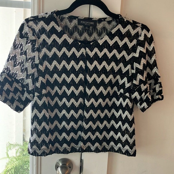 Perceptions black & white with gold  chevron cardigan size 8P - Picture 2 of 7